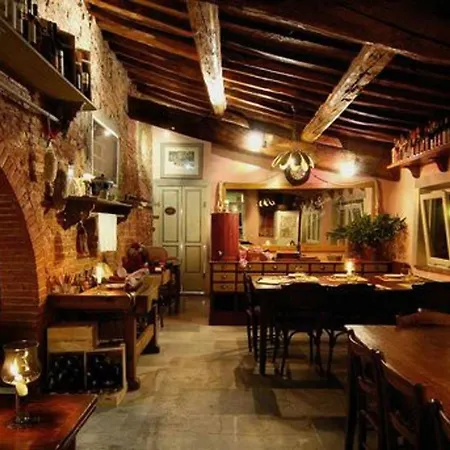 Ambra Villa *